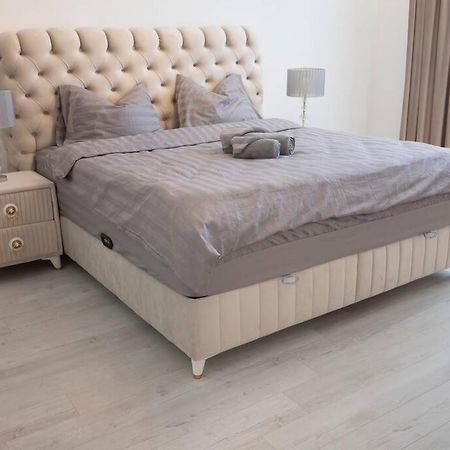 Luxury 2 Bedroom Apartment 부쿠레슈티 외부 사진
