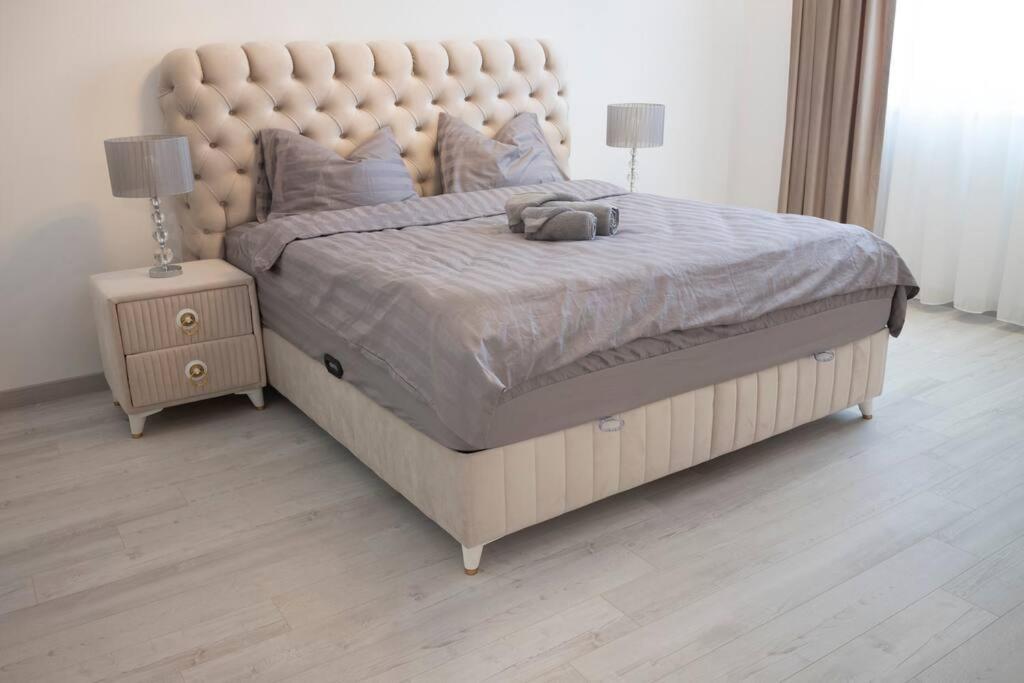Luxury 2 Bedroom Apartment 부쿠레슈티 외부 사진