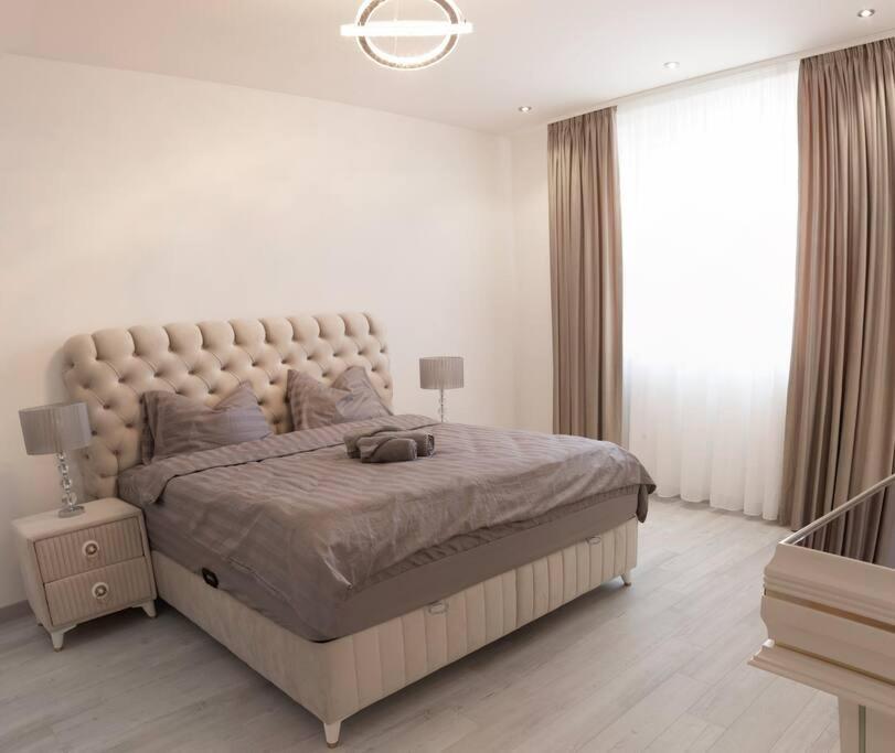 Luxury 2 Bedroom Apartment 부쿠레슈티 외부 사진